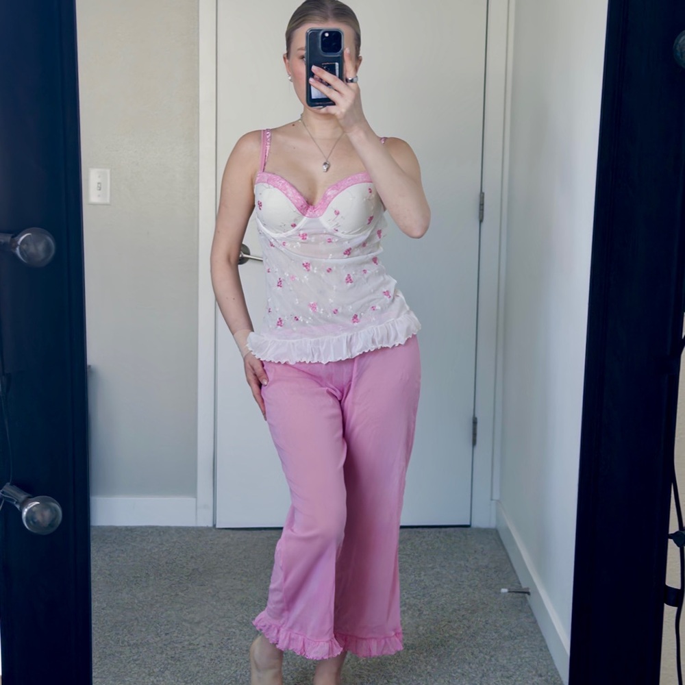 Pink and White Floral Women's Sleepwear Set - Picture 2 of 3